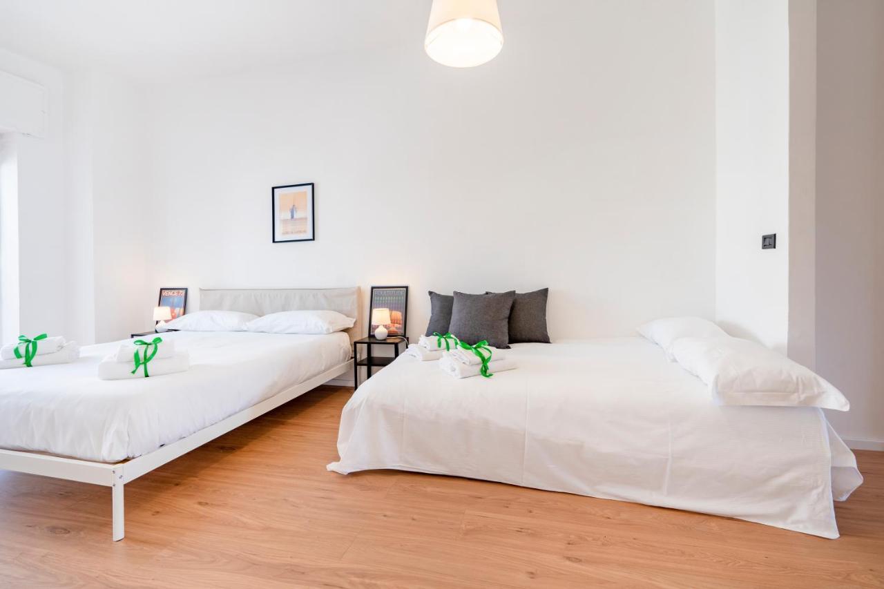 Central & Elegant Loft - With Balcony Бари Экстерьер фото